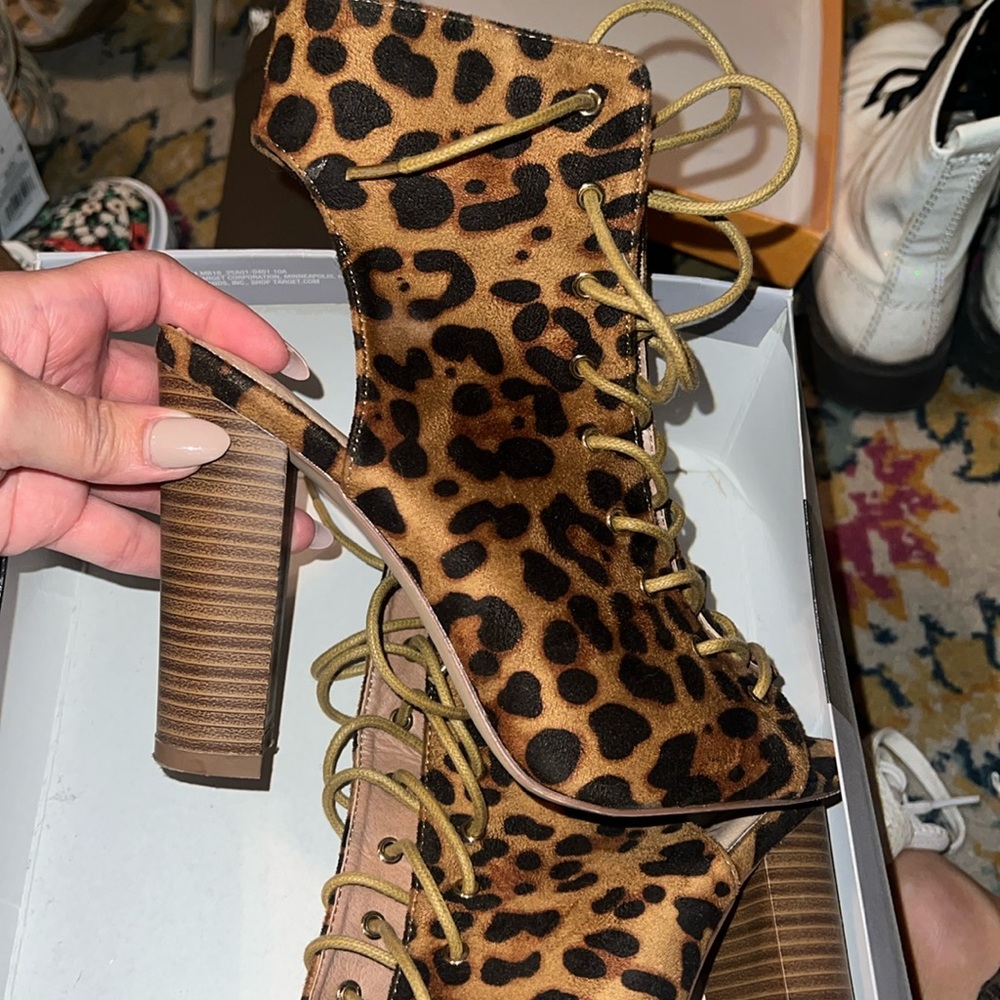 Leopard open toe heels gently used